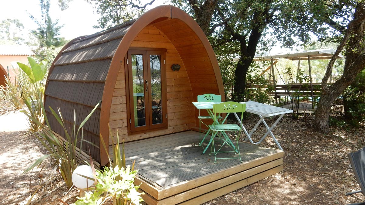 Huts Smart Price Unusual Family Friends