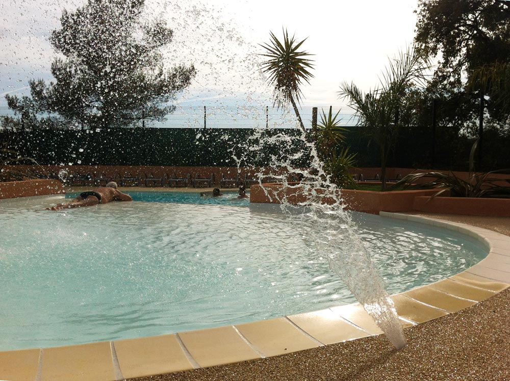 Camping La-Londe-les-Maures Aquatic complex Swimming pool Waterfall