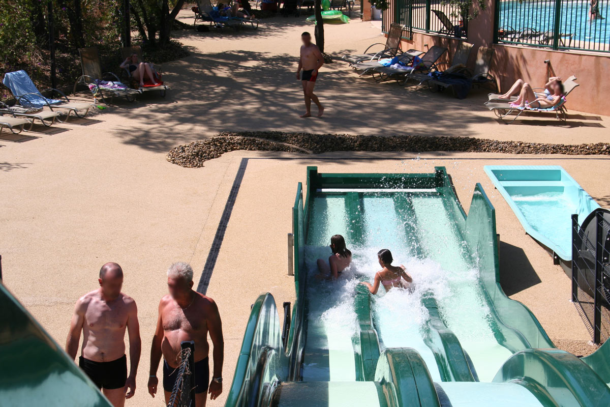 Aquatic area Heated swimming pool Waterslide Water games