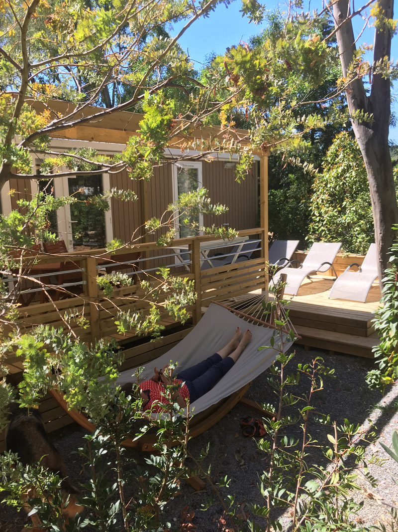 Premium mobile home hammock on the French Riviera-Côte d'Azur