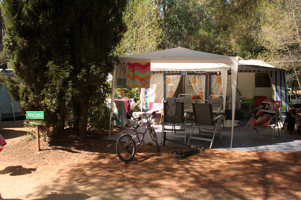 Rental tent caravan pitch Holiday Porquerolles