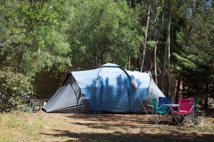 Rental tents budget price on a campsite in Hyères