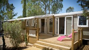 Top-of-the-range air-conditioned mobile home at our four-star campsite in the Var