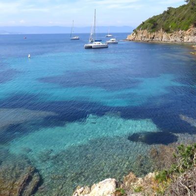 The Var area's wild beaches, a stone's throw from the campsite