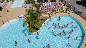 Lavandou Heated swimming pools Swimming Relaxing holidays