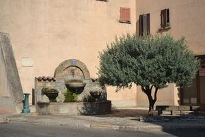 The Carcès fountain, in the Var camping holidays