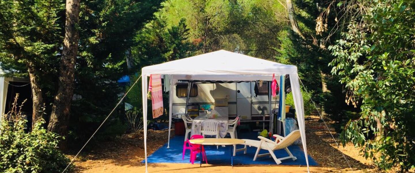 Caravan pitches- low-cost campsite France
