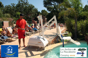Campsite Hyères Swimming pool PRM Motor disability