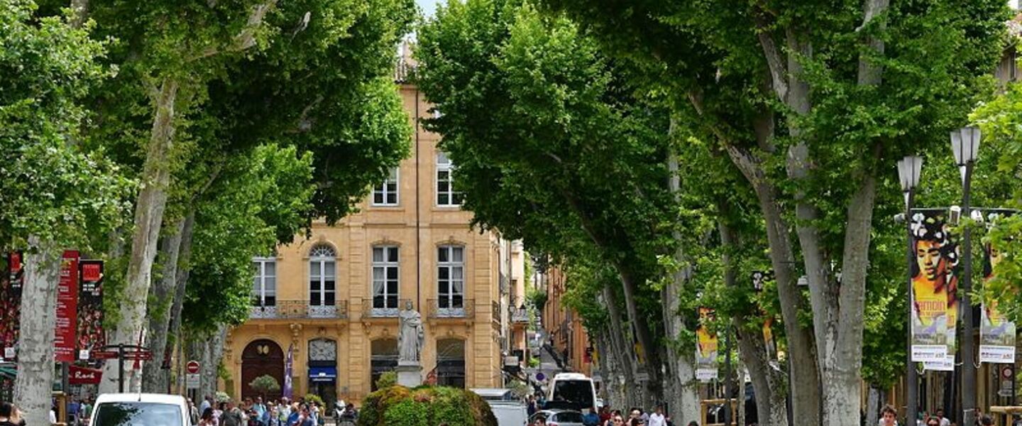 Visit Cours Mirabeau in Aix-en-Provence