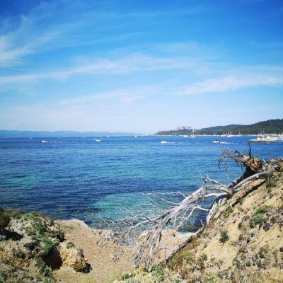 Discover Porquerolles by bike