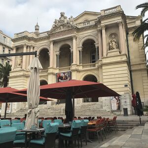 Place du Théâtre in Toulon