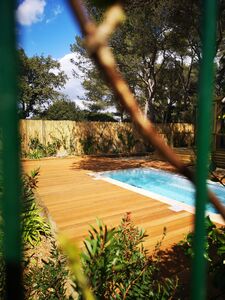 Mobile home for 4 guests with private pool