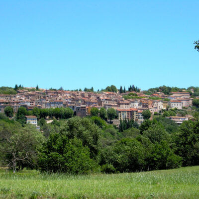 Bagnols-en-Forêt, a hilltop village in the Pays de Fayence area